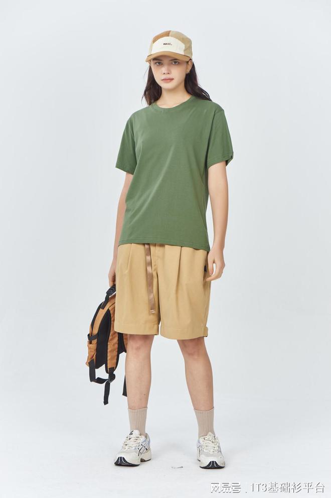 AG九游會(huì )夏日絢麗多彩:時(shí)尚服裝色彩搭配靈感大揭秘